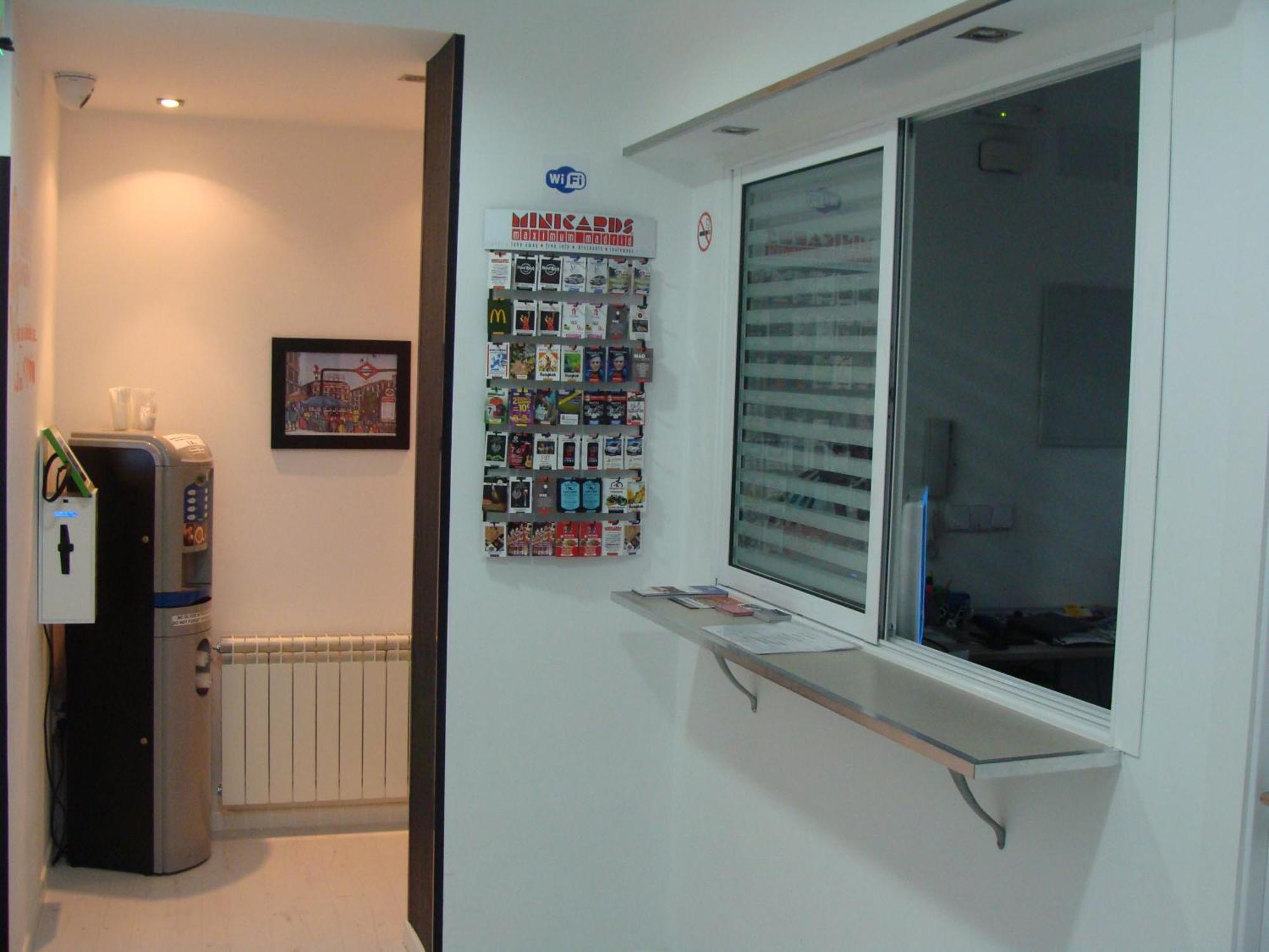 Hostal Jq Madrid 1 Exterior foto