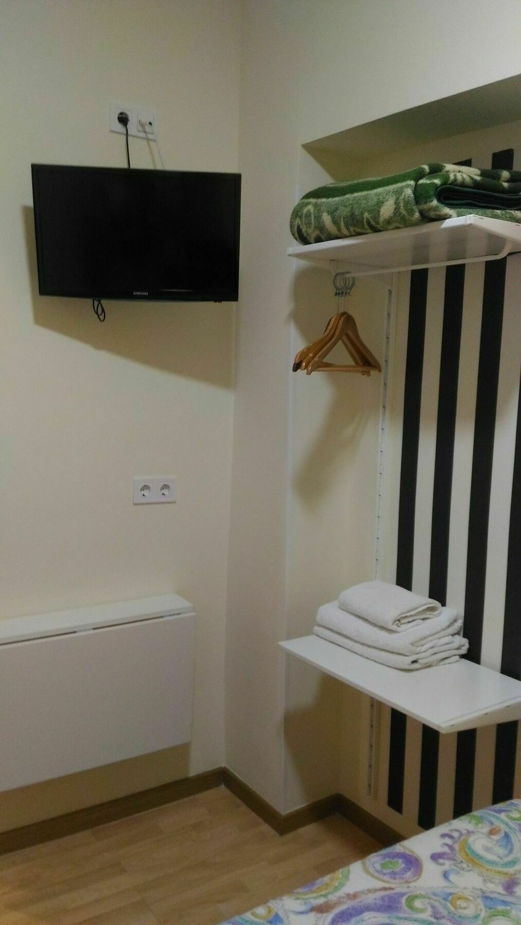 Hostal Jq Madrid 1 Exterior foto