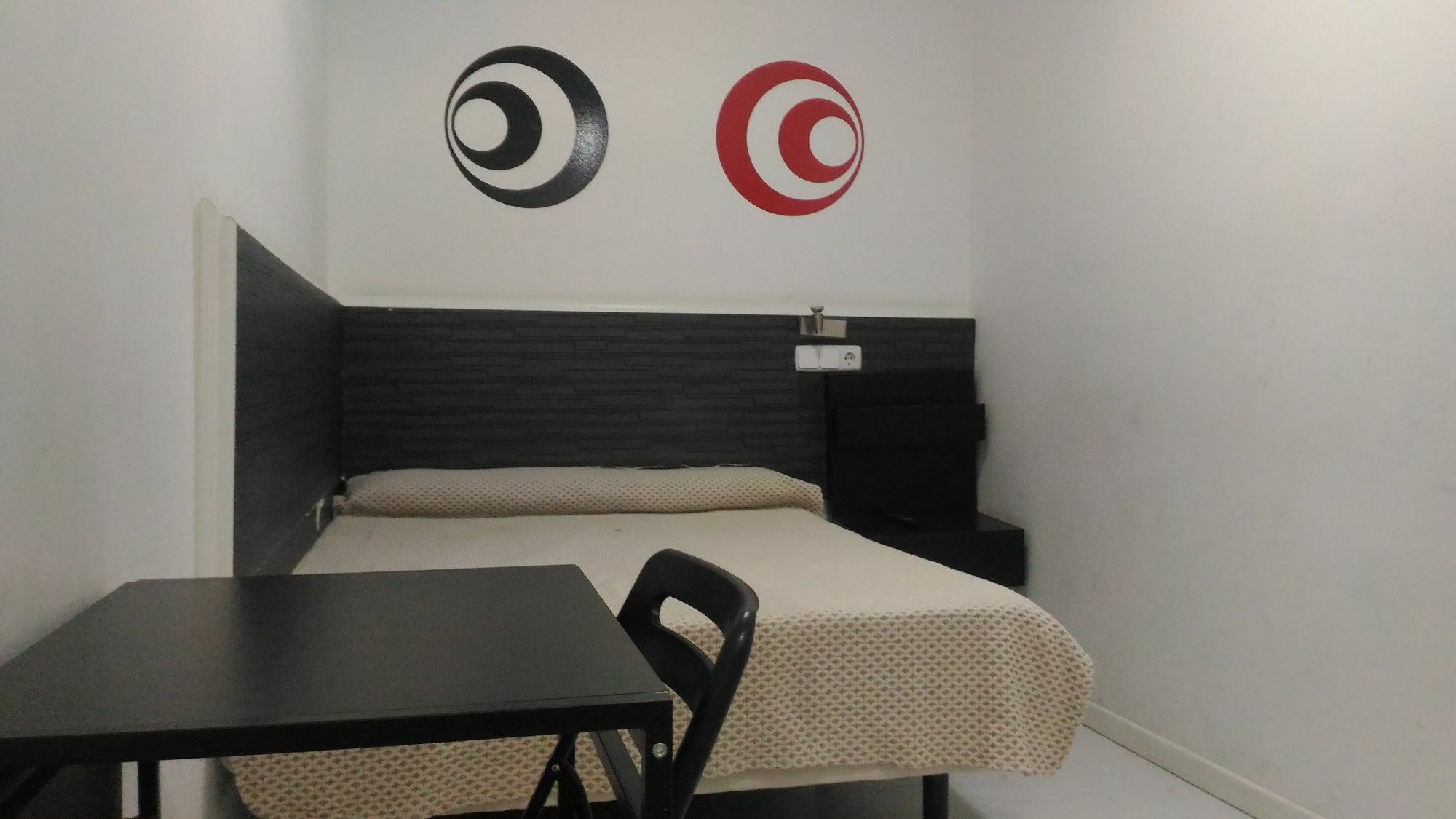Hostal Jq Madrid 1 Exterior foto